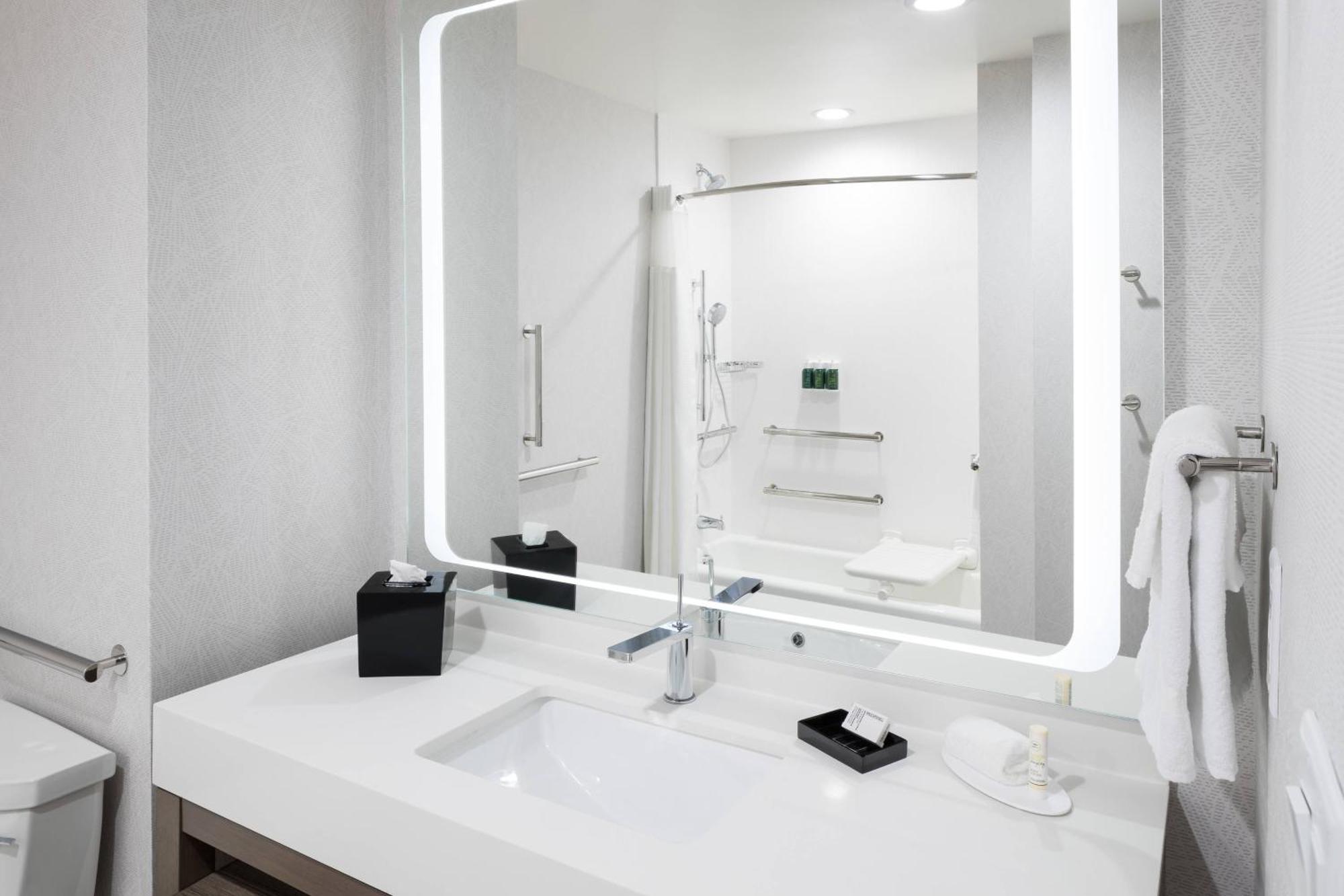 Courtyard By Marriott Houston Heights/I-10 Hotel Ngoại thất bức ảnh