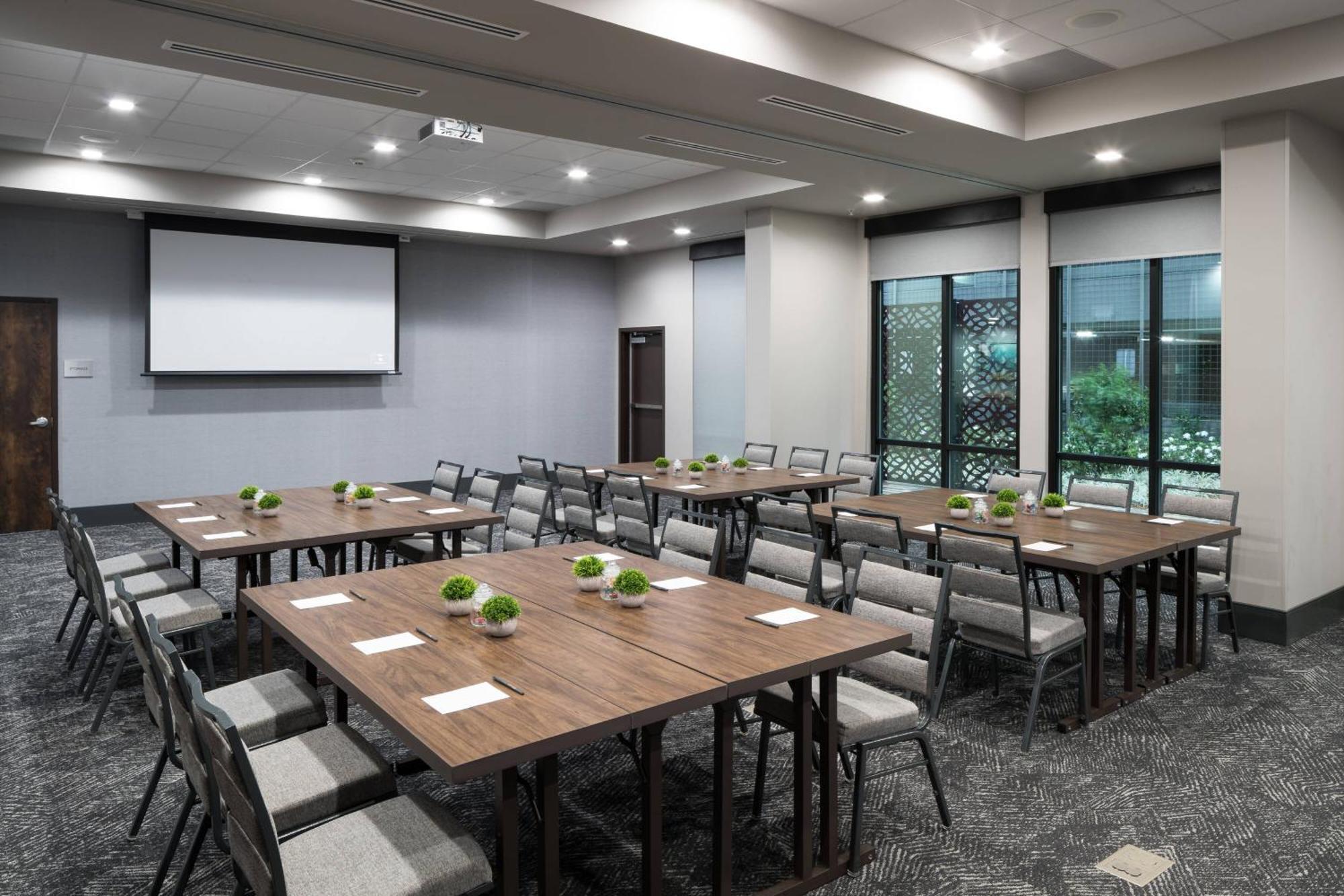 Courtyard By Marriott Houston Heights/I-10 Hotel Ngoại thất bức ảnh