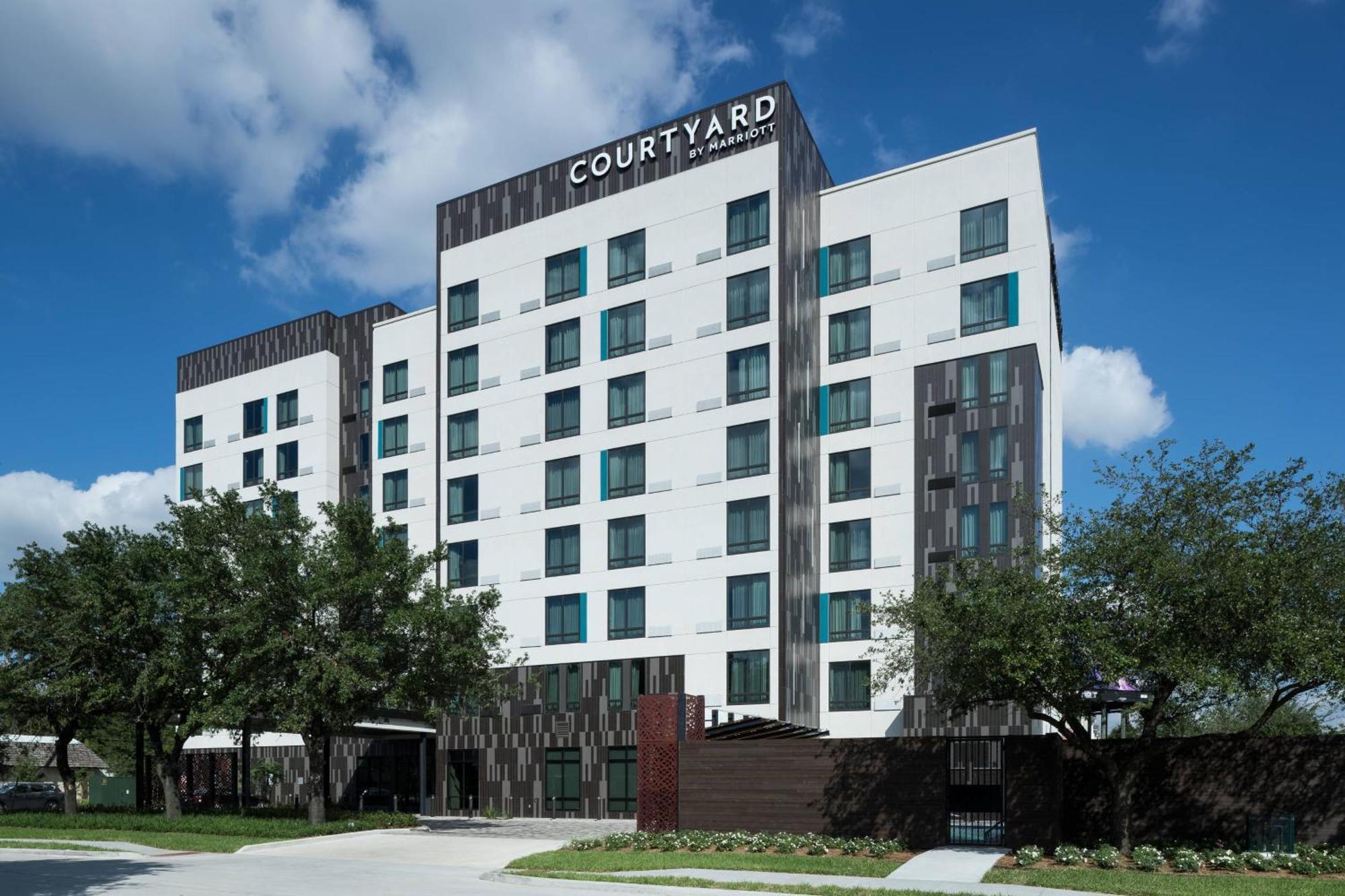 Courtyard By Marriott Houston Heights/I-10 Hotel Ngoại thất bức ảnh